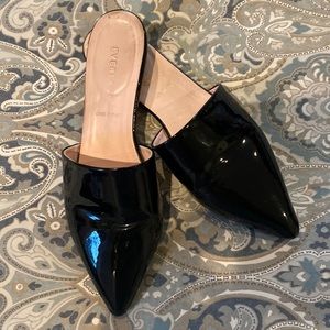 Everlane E2 Pointed Teo Slides